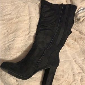 Size 10 wide calf slouch boots
